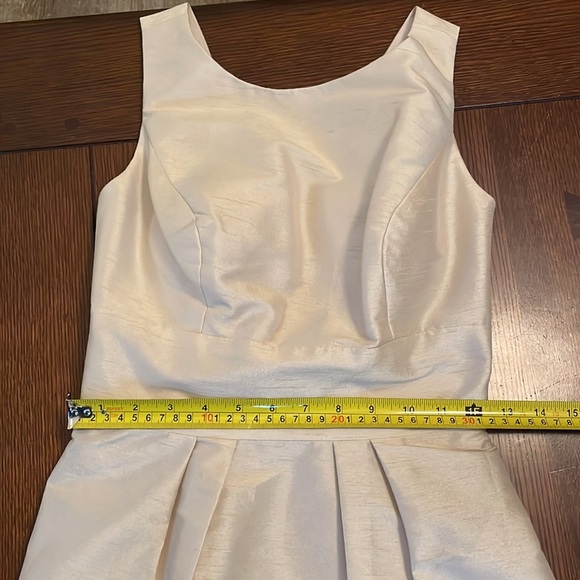 Alfred Sung Formal Dress Size 2 Champaign color Classic Bow Sheath - Picture 7 of 10